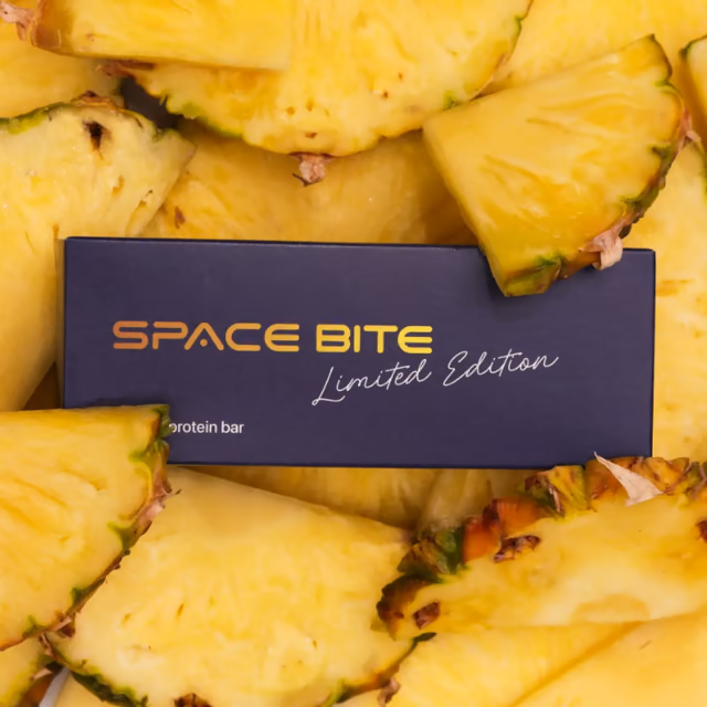 Space Food Space Bite Limited Edition Pineapple — протеиновые батончики с ананасом, 10 × 45 г